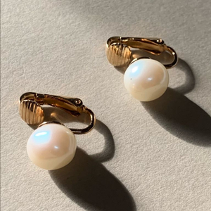 빈티지 avon 못난이 진주 귀걸이 귀찌