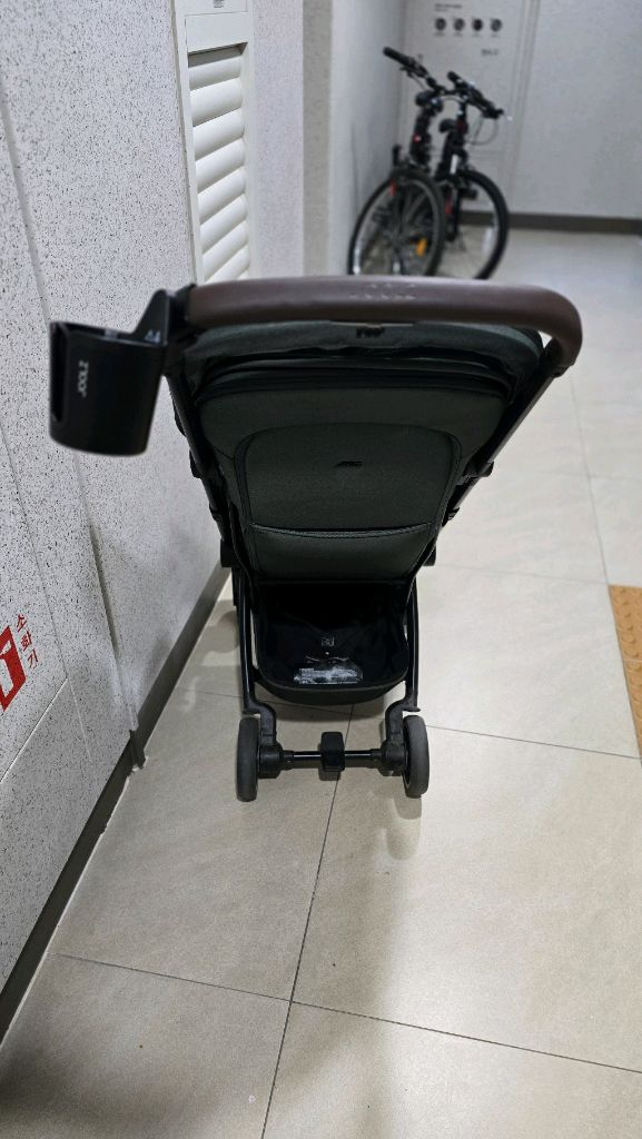 줄즈 에어플러스 유모차 그린 풀섯트--4