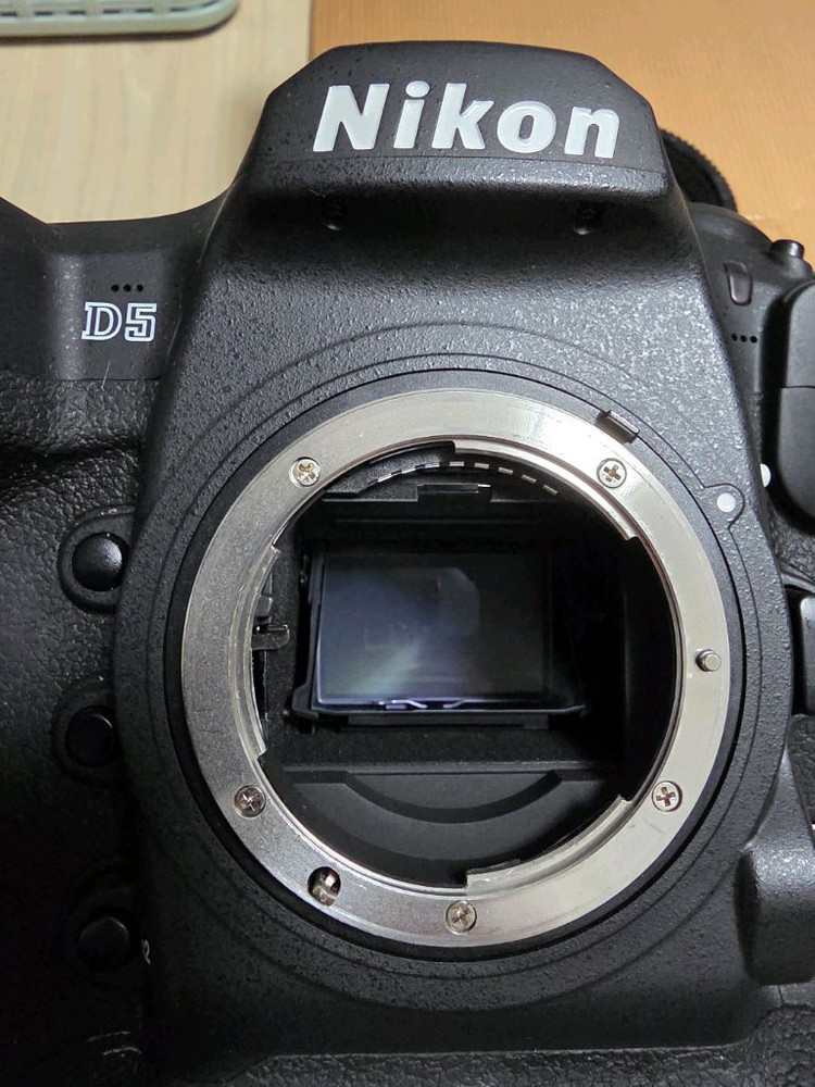풀프레임 DSLR 카메라 이미지