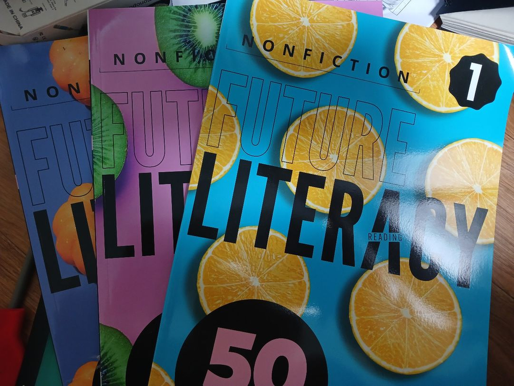 웅진컴파스 논픽션 퓨처리터러시 50+엄마표가이드북 이미지