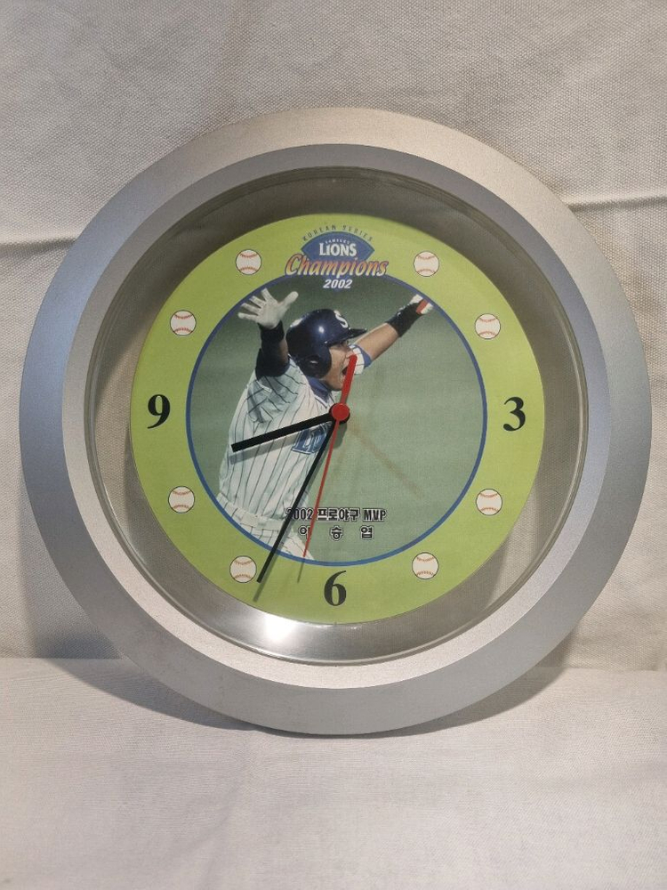 삼성 라이온즈 2002년 한국시리즈 우승 이승엽 MVP 기념 벽시계 이미지
