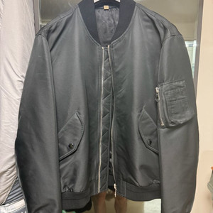 버버리/아카리브 나이트로고 봄버자켓/52(105)