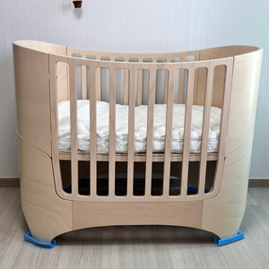 리엔더 원목 아기침대 상태좋습니다 이미지