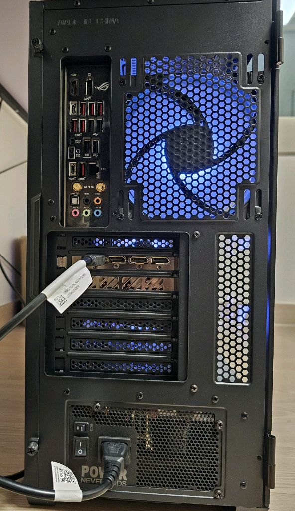 Ryzen 9 7950X3D GeForce RTX 4090 본체--9