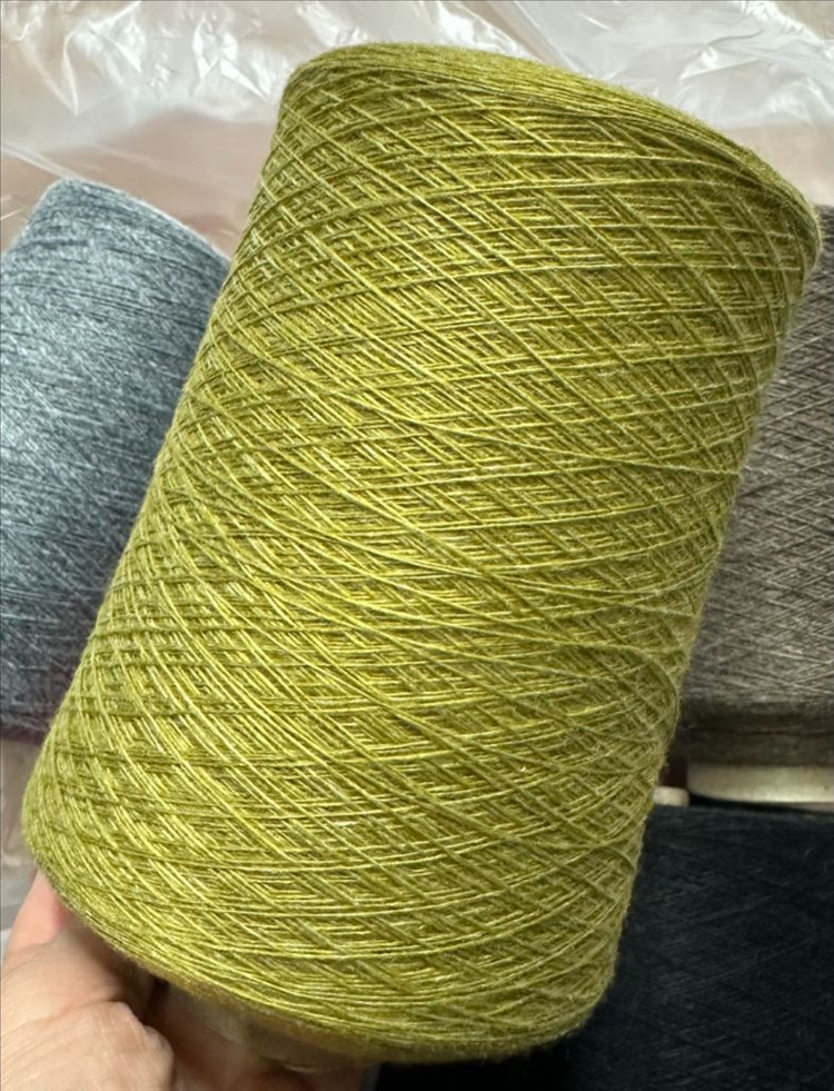 [제니스1~4합] 약500그람 1콘 6000원 털실 콘사 뜨개질 대바늘 코바늘 이미지