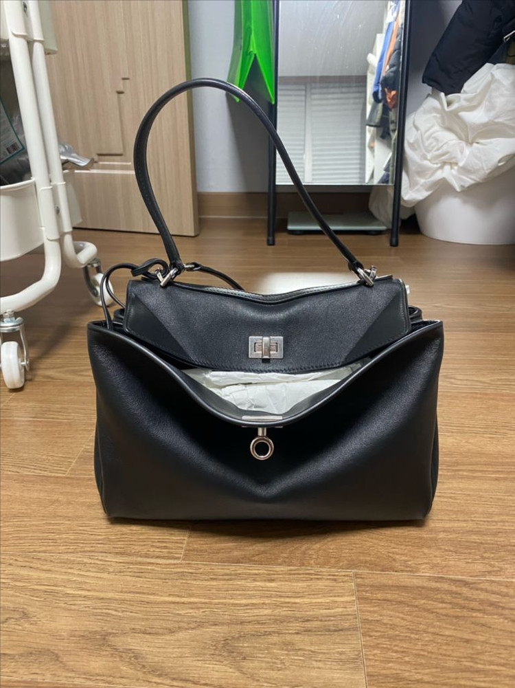 발렌시아가 로데오백 스몰 은장--1