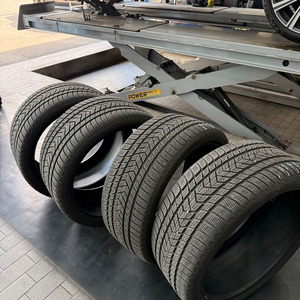 피렐리 윈터타이어(겨울용) 4짝팔아요 앞275 35 22 뒤315 30 22 22인치