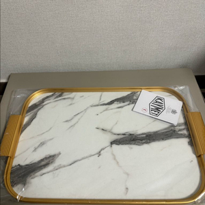 새상품 케이멧 KAYMET01 영국 왕실 서빙트레이 16인치 화이트 마블/골드 20->147000