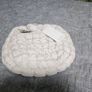 코스 cos 퀄티드 미니 구름빵