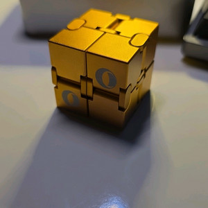 오라이트 인피니티 큐브 피젯