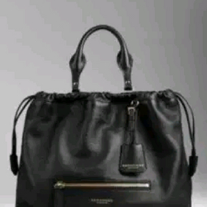 [버버리] 램스킨 토트형 숄더백