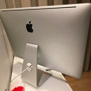 애플 아이맥 27인치 올인원(옛감성 인테리어)