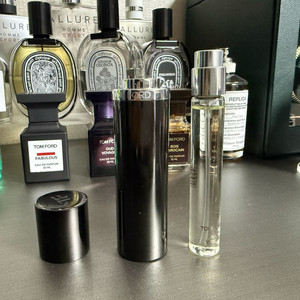 국문택) 톰포드 오드우드 10ml 아토마이저 새제품 팝니다