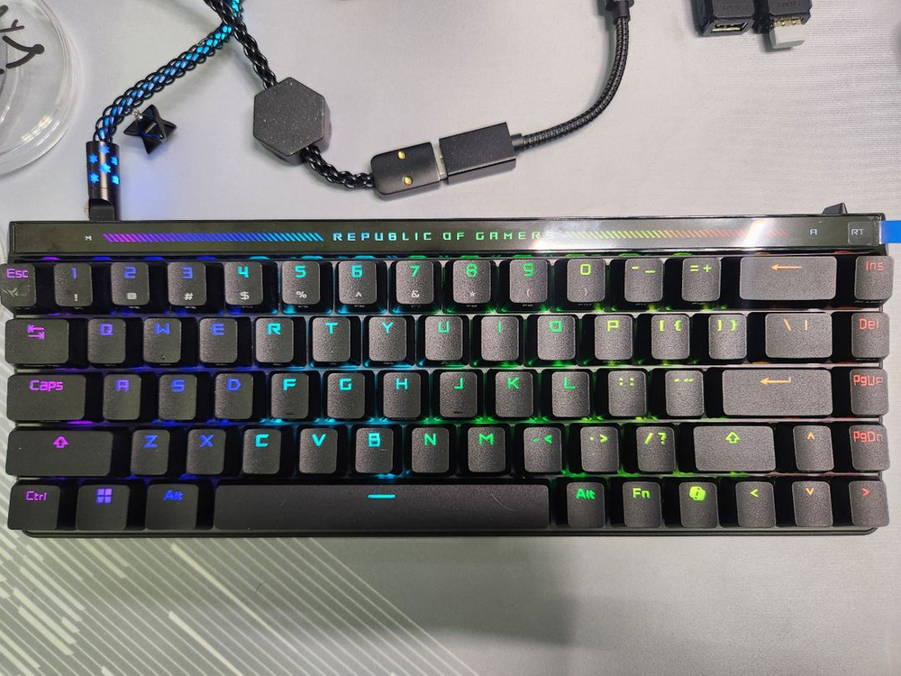 Asus rog falchion ace hfx 자석축키보드--0