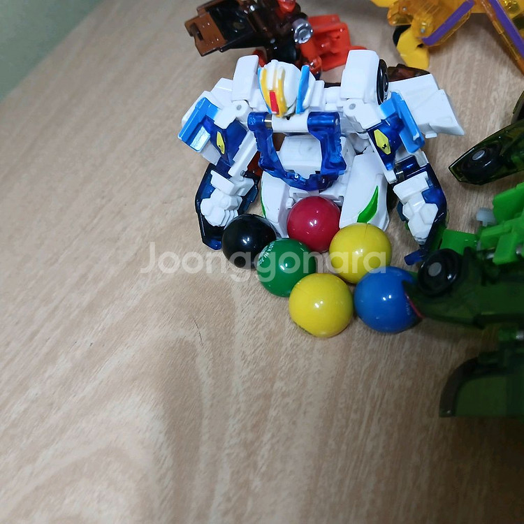 메카드볼 아칸, 그리폰라이더, 페탕, 바이트울프, 페이모스--1