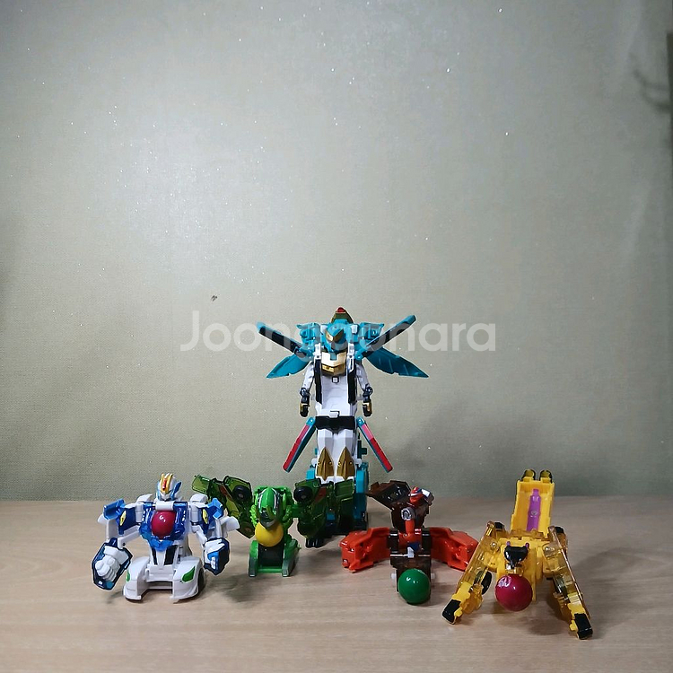 메카드볼 아칸, 그리폰라이더, 페탕, 바이트울프, 페이모스--4