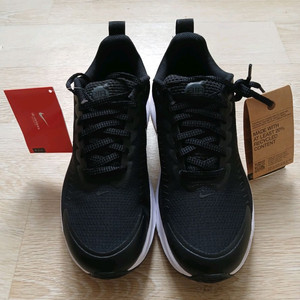 여성 나이키 에어맥스 누엑시스 운동화