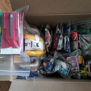 터닝메카드 변신로봇 일괄 판매합니다