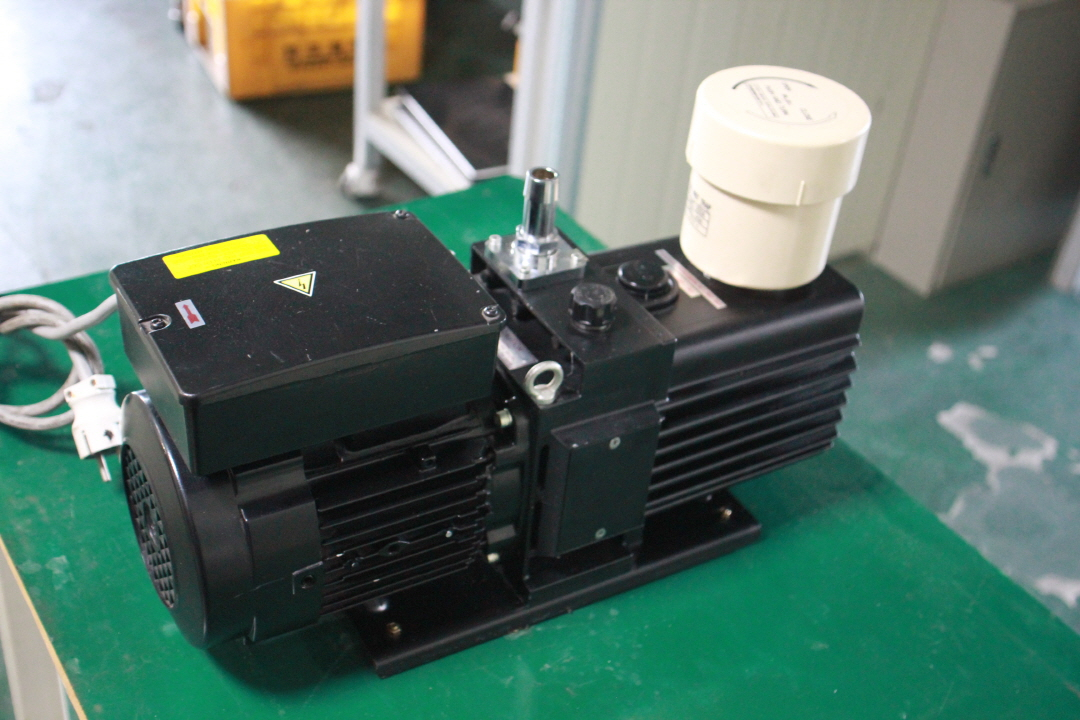 ULVAC GLD-136C 진공펌프 일본제조 상태 양호--5