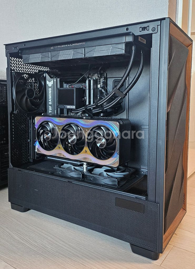 9800x3d 5070ti flux pro 고사양 완본체--2