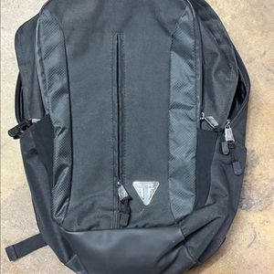 Triumph 정품 모터사이클 라이딩 백팩