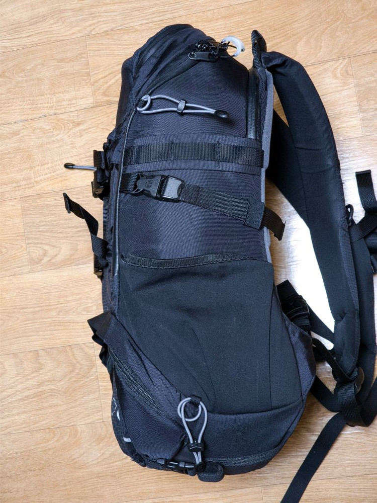 코오롱스포츠 포토트레킹 히든 백팩 카메라가방--3