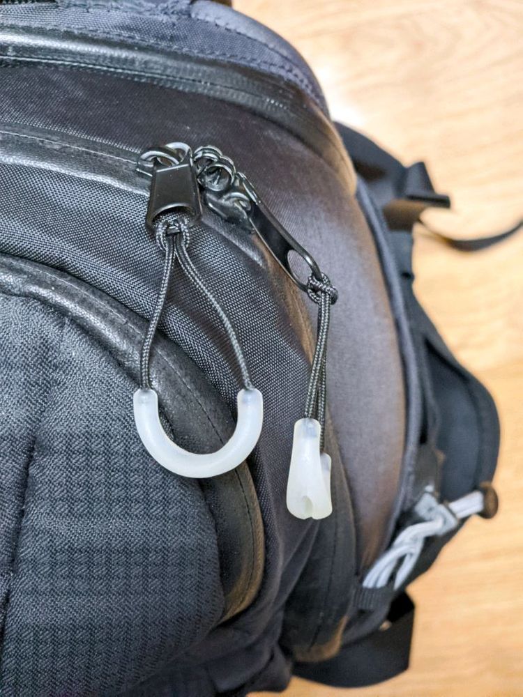 코오롱스포츠 포토트레킹 히든 백팩 카메라가방--8