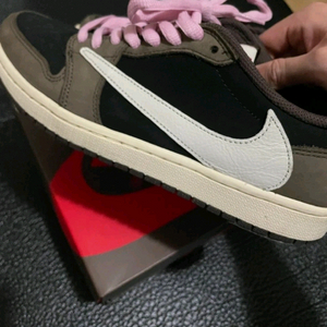 나이키 에어 조던 1 로우 OG SP 트래비스 스캇 모카 265