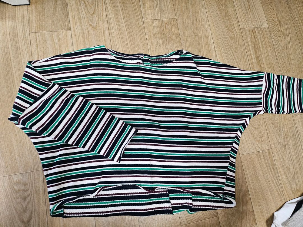 여성 가오리핏 크롭 니트티 4벌 일괄--7