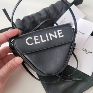 셀린느 트라이앵글 미니 크로스백