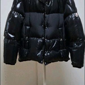 몽클레어 AYNARD 패딩 2사이즈 100 아이나드얀아드에이나즈마야구찌루이비통디올셀린느명품의류자켓스톤아일랜드톰브라운