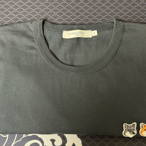 메종키츠네 더블폭스 헤드 반팔 티셔츠 xxl 판매합니다 이미지