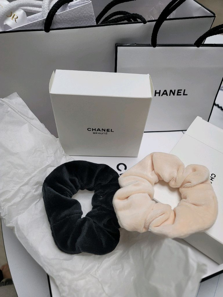 (새상품 여러개임) 선물용 샤넬 뷰티 VIP 헤어 곱창 이미지