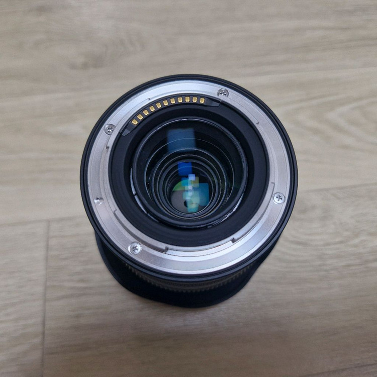 니콘 Z 24-200mm F4-6.3 표준 줌렌즈 이미지