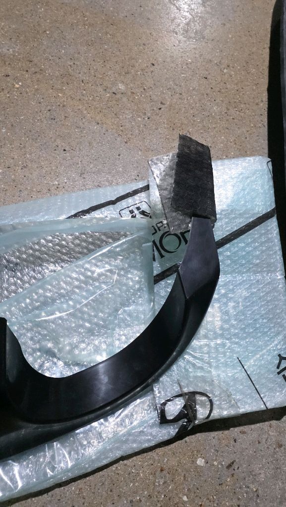 현대 i40 리어범퍼 디퓨저 86612-3Z310--3