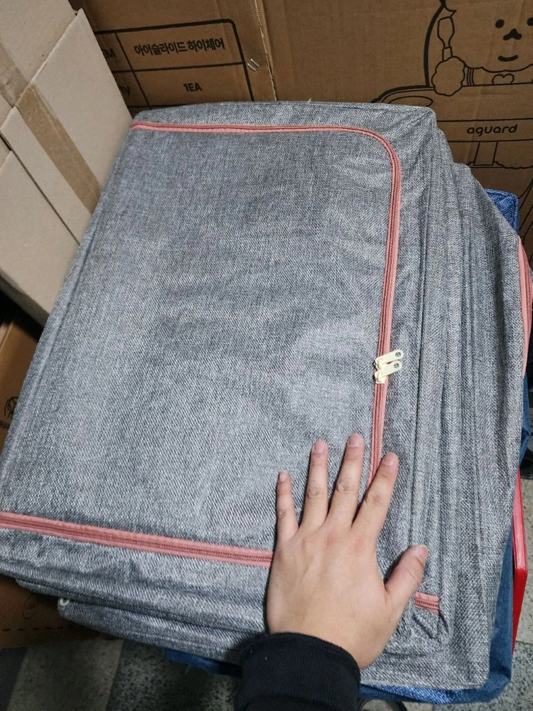 새상품 새것 미사용대용량 리빙박스 100L 수납박스 패브릭 이불정리함 옷보관함 부직포 다용도수납함 개당가격 재고많아 이미지