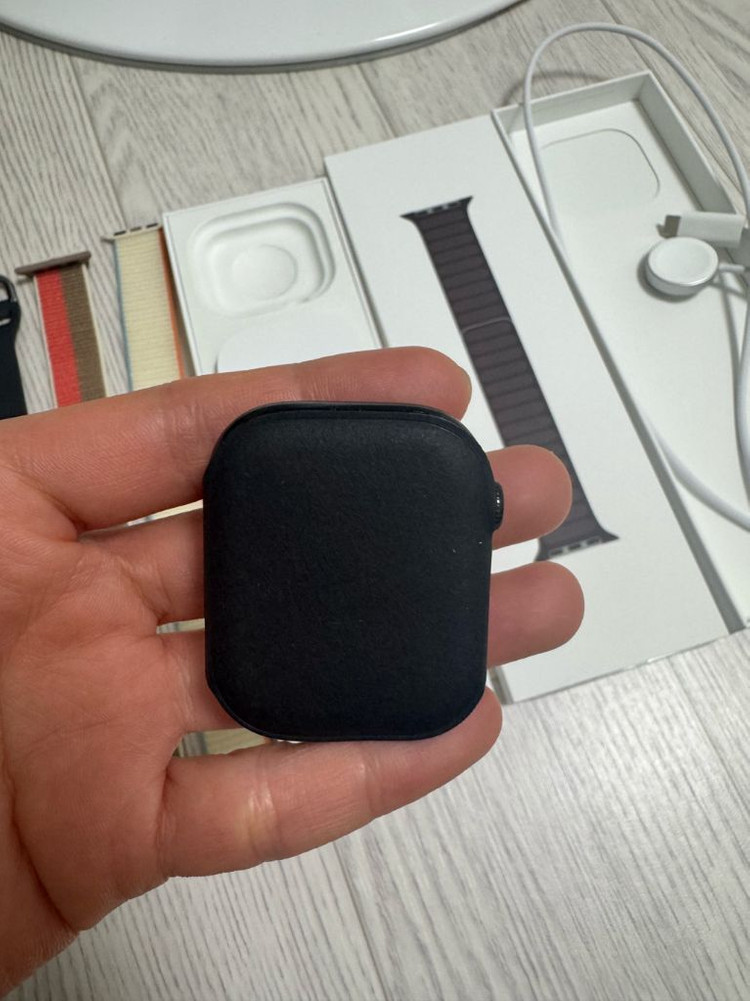 MWX13KH/A Apple Watch Series 10 46mm Jet Black Aluminum GPS 이미지