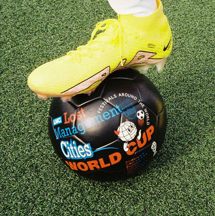 엘엠씨 LMC 2022 카타르 월드컵 기념 한정 축구공 굿즈--1