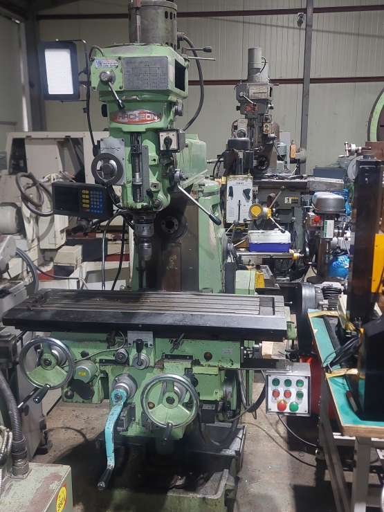 화천밀링 밀링 범용밀링 복합밀일 이미지