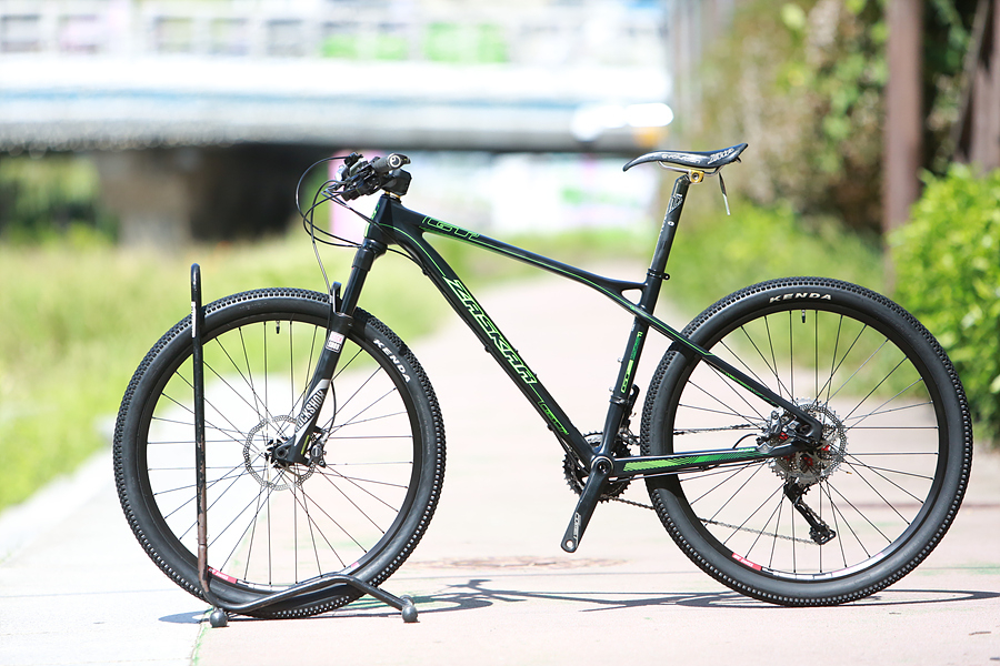 *상태 좋음*16년 GT 자스카 익스퍼트 카본 M사이즈 27.5인치--1