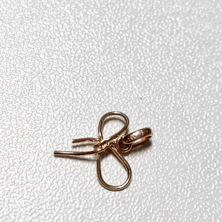 14k미니 리본 펜던트 목걸이 (체인제외)--3