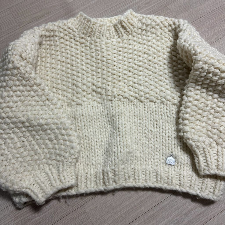 베뉴먼트 핸드니트 이미지