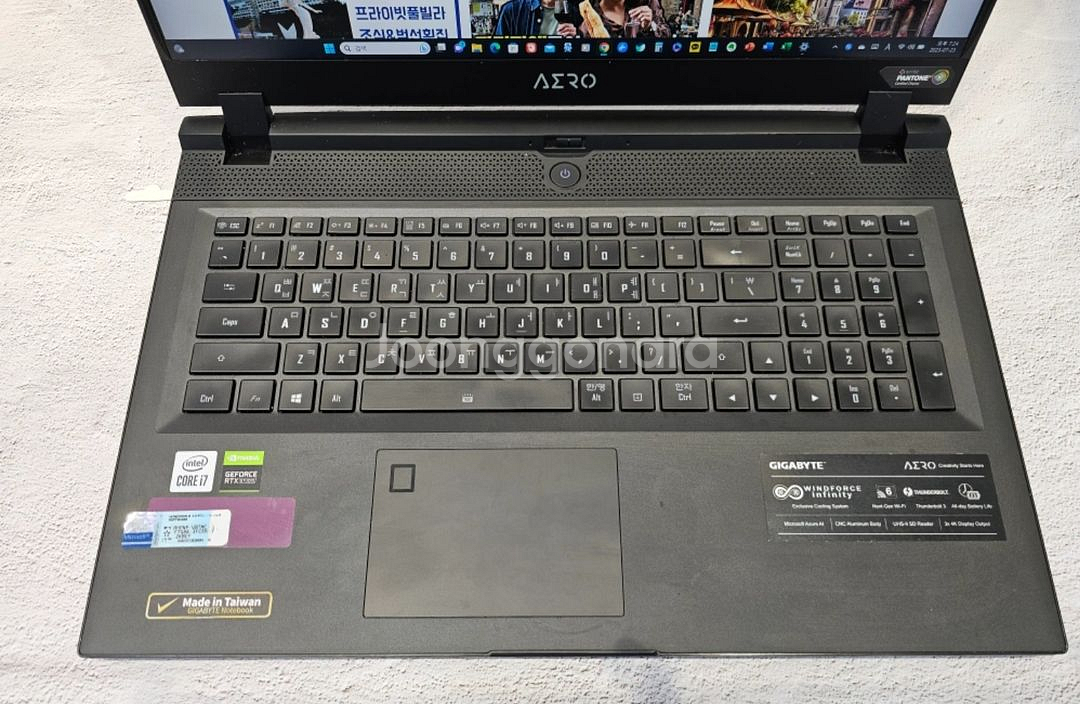 기가바이트 에어로 17인치 노트북 아수스 에이수스 그램--1
