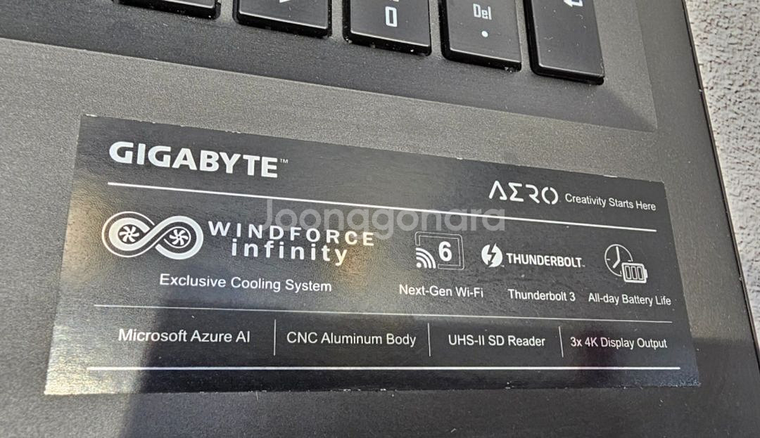 기가바이트 에어로 17인치 노트북 아수스 에이수스 그램--5