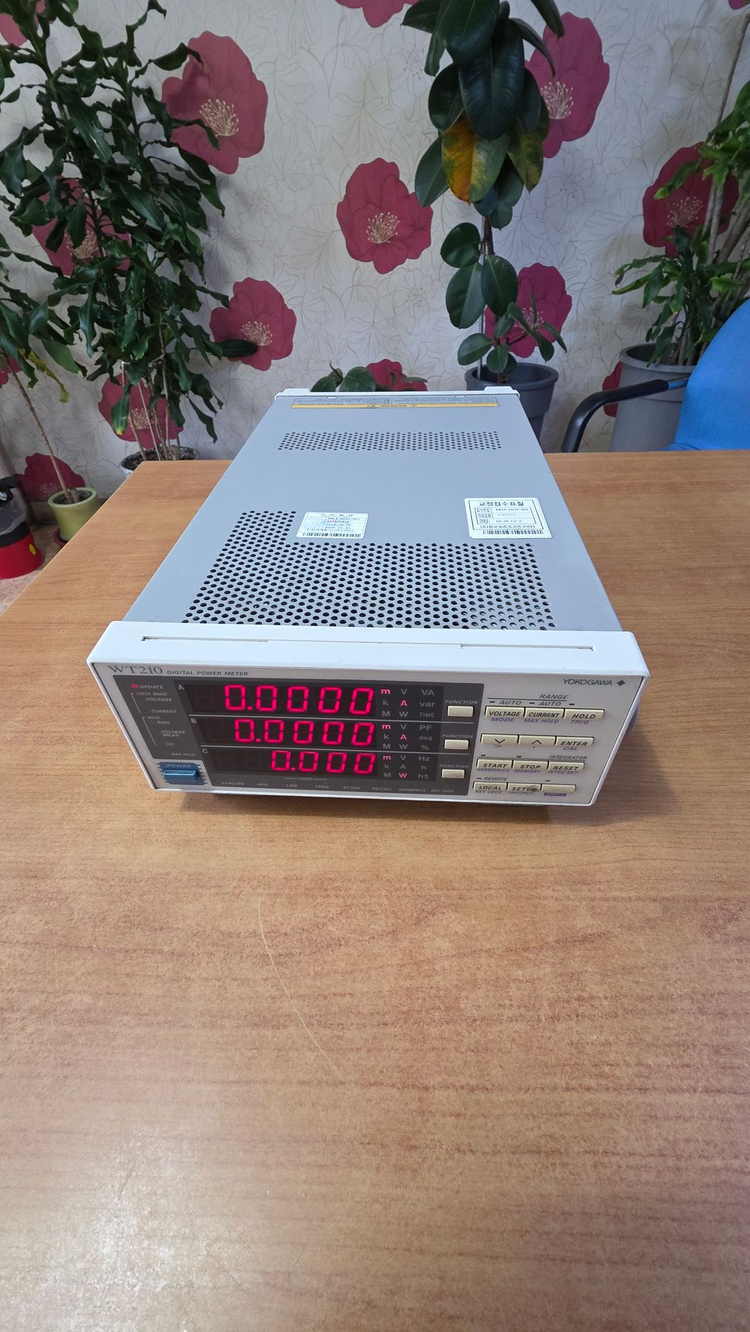 YOKOGAWA(요코가와) - WT210 디지털 파워미터 1대 판매--1