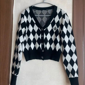 니트..앙고라 크롭 가디건