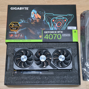 4070super gaming oc 12g 팝니다.( 보증기간 28년 6월7일) 4070슈퍼
