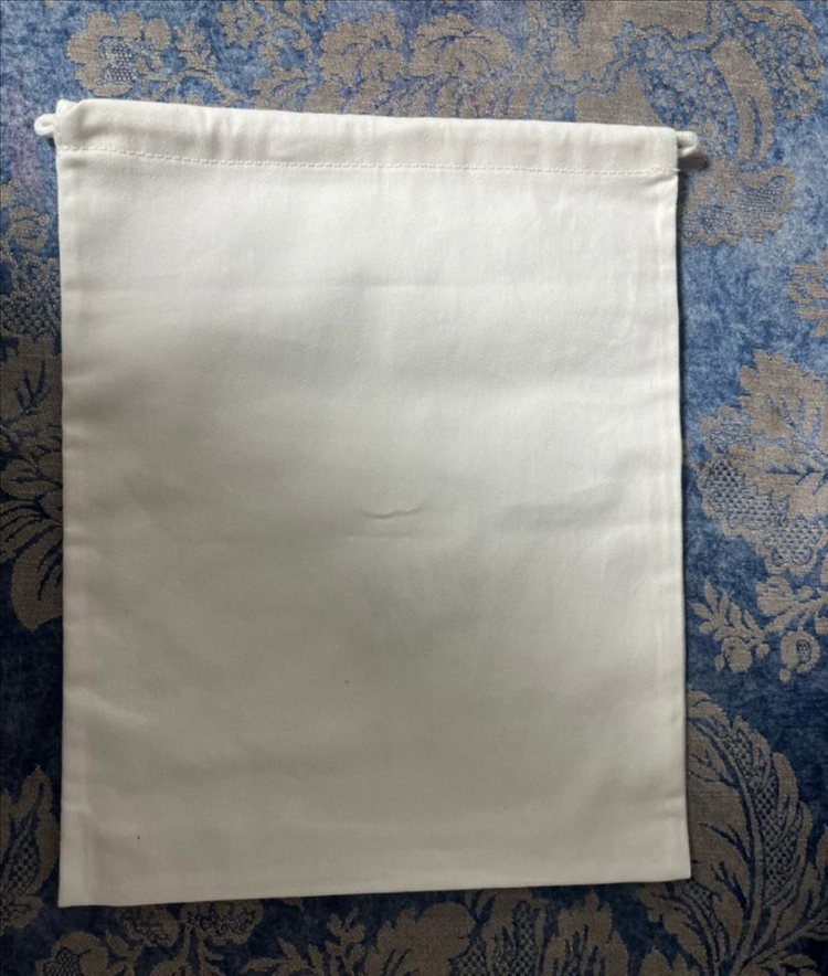 디올 더스트백--1