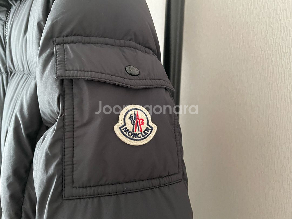 정품 몽클레어 후드 숏패딩 푸르민(fourmines)블랙 사이즈2--3