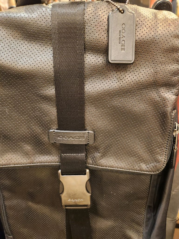 코치 블랙 가죽 백팩--1